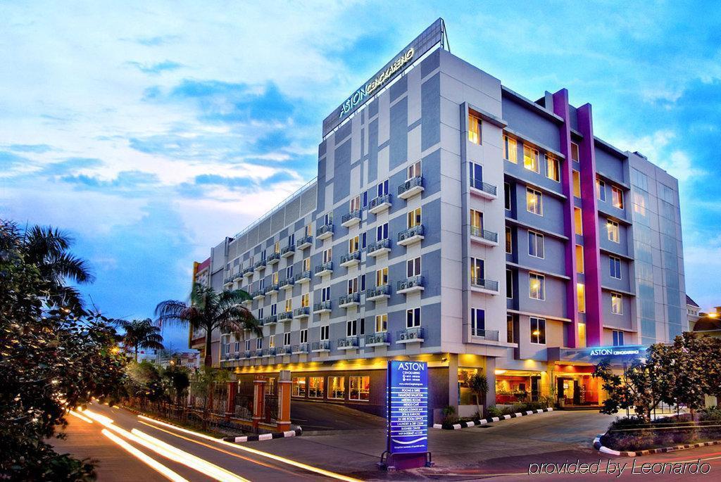 Royal Palm Hotel & Conference Center Cengkareng Jacarta Exterior foto